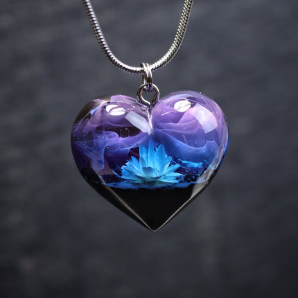 Collection image for: Heart pendant