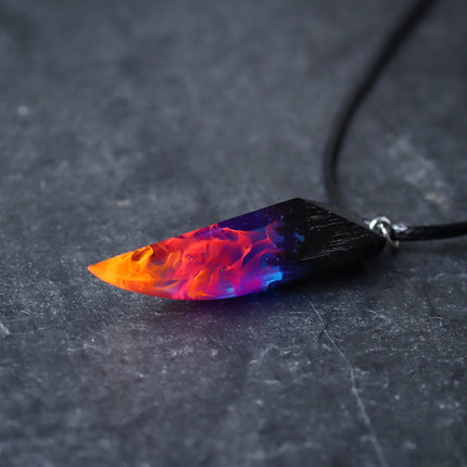 Collection image for: Fang pendants