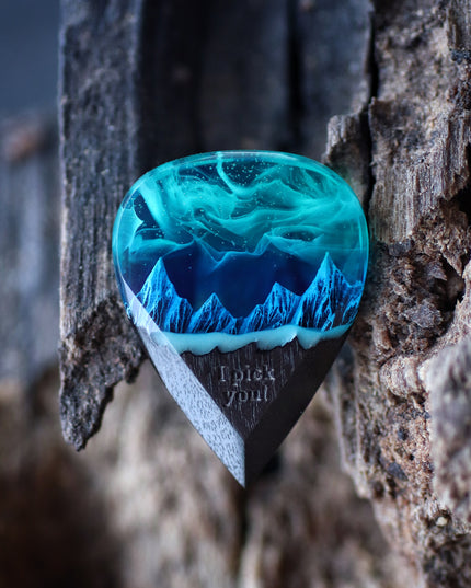 Epoxy resin and wood Northern lights Mountain guitar pick