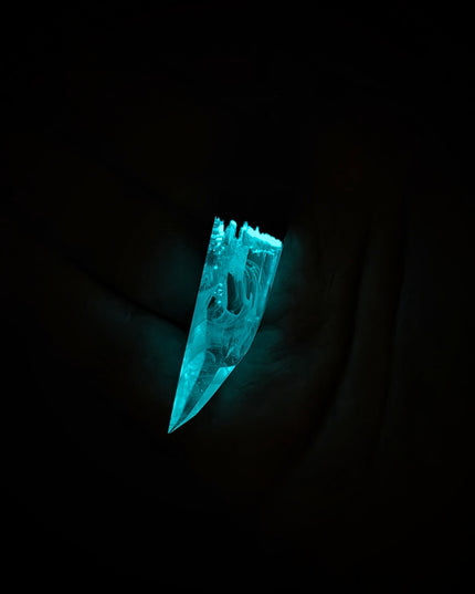 Epoxy resin and wood White faceted Fang pendant
