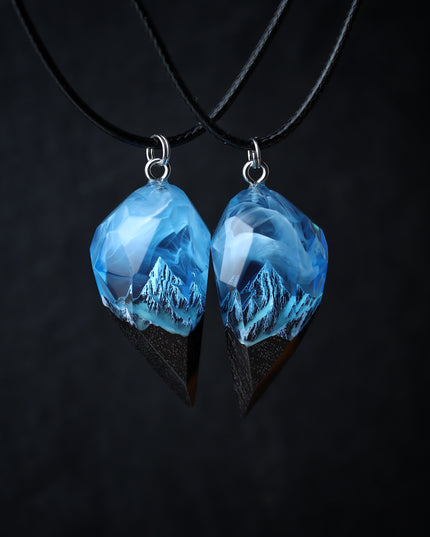 Epoxy resin and wood Couple heart Mountain Blue Faceted pendant