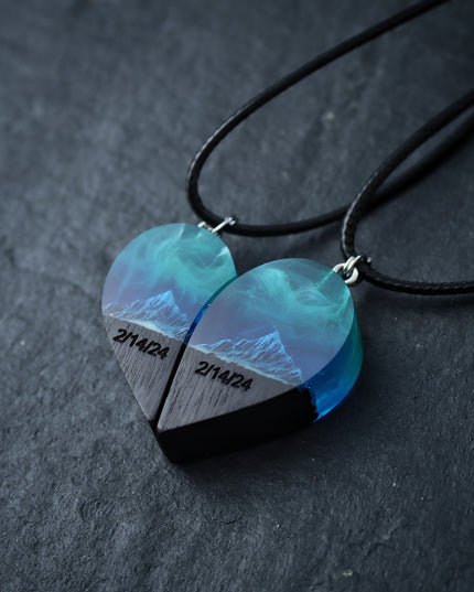 Epoxy resin and wood Couple heart Northern lights Mountain pendant