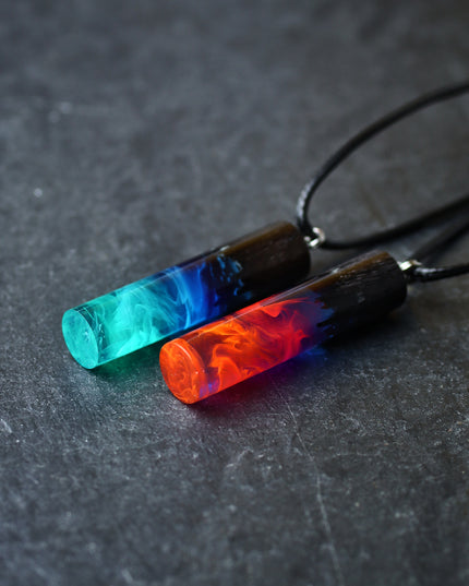 Epoxy resin and wood Northern lights & Nightfall Cylindrical Couple pendant