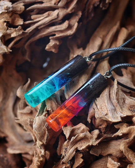 Epoxy resin and wood Northern lights & Nightfall Cylindrical Couple pendant