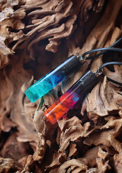 Couple Northern lights Wood Resin necklace - Birthday gift • Glow in the dark • Charm necklace