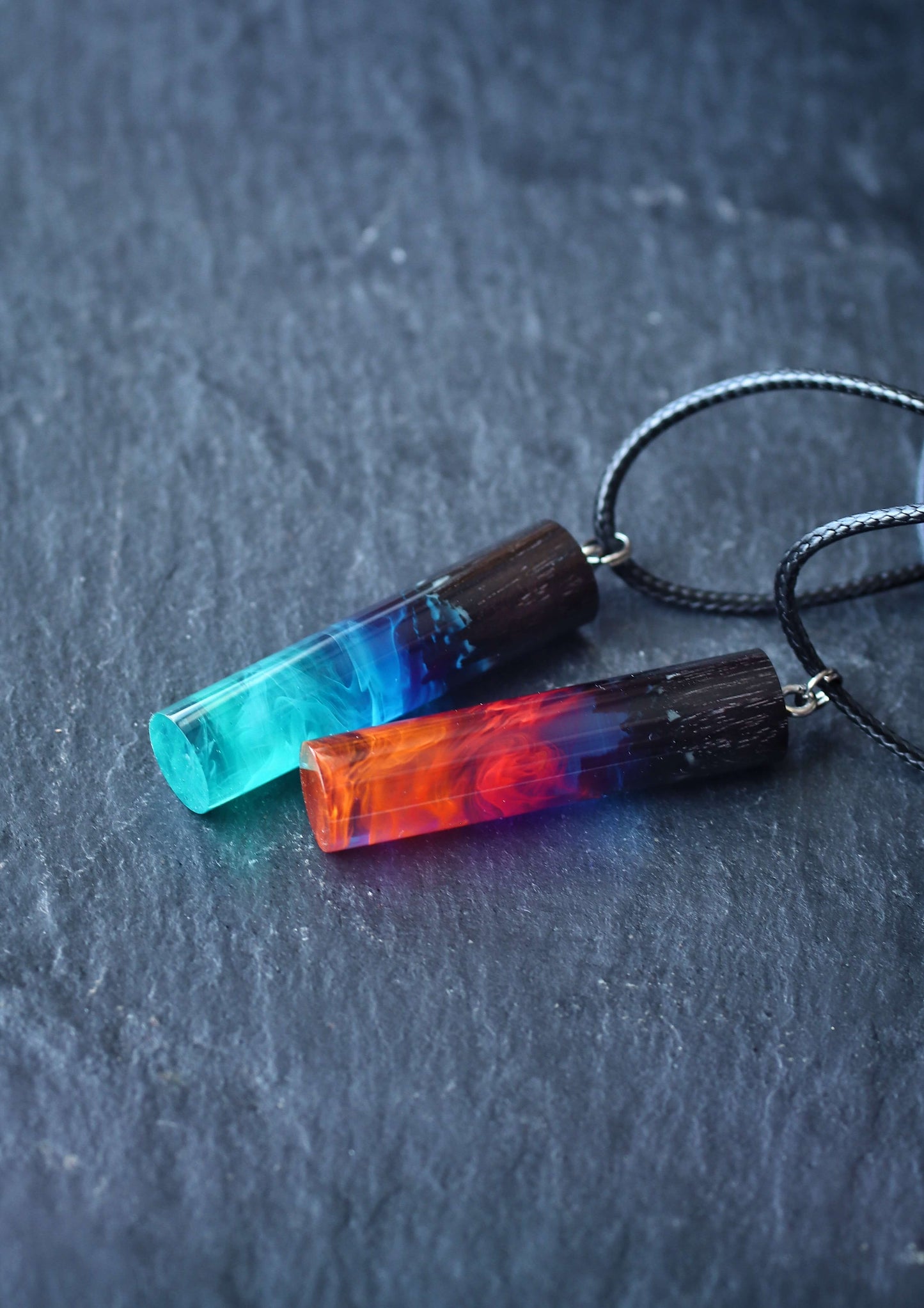 Couple Northern lights Wood Resin necklace - Birthday gift • Glow in the dark • Charm necklace
