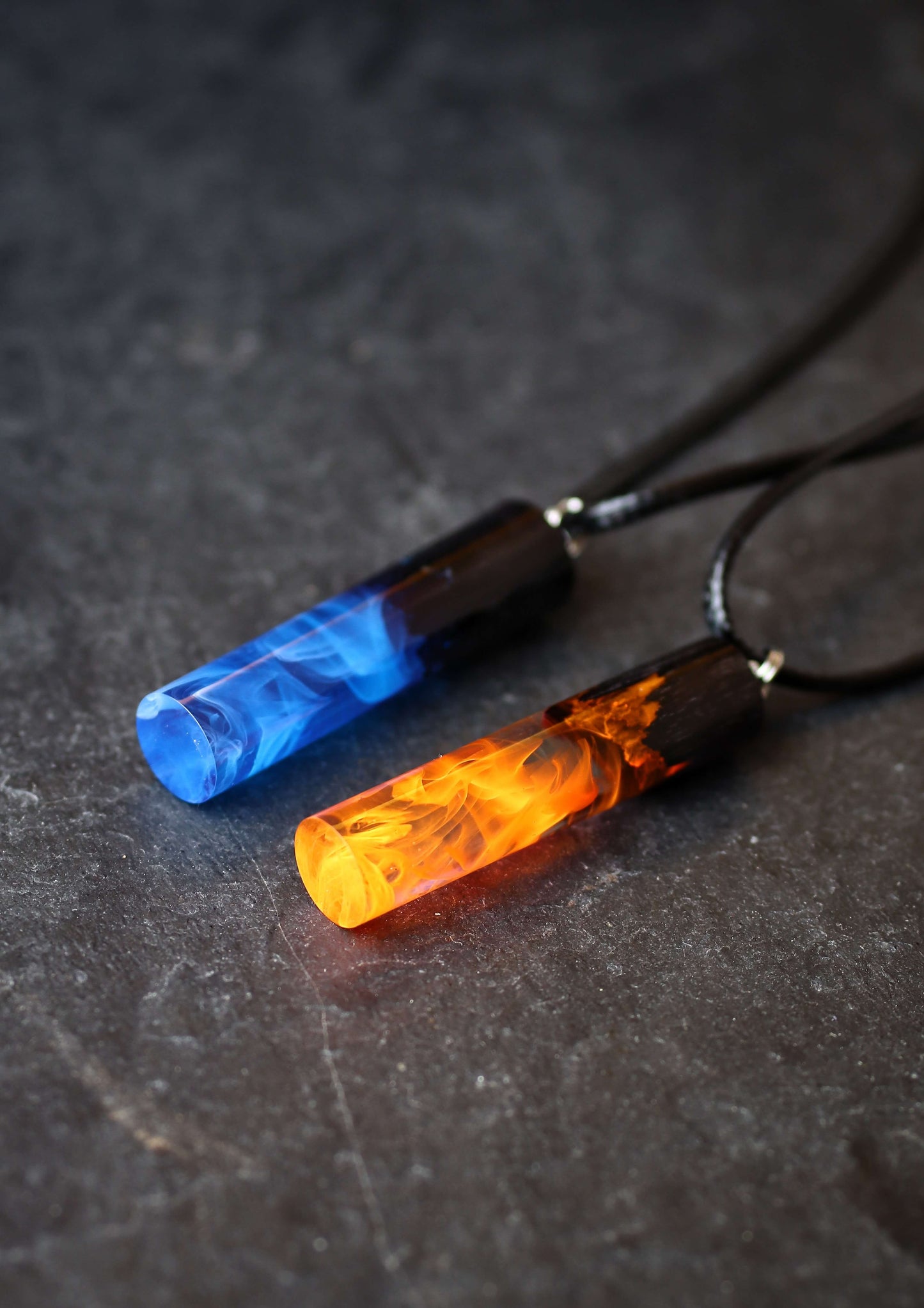 Ice & Fire Cylindrical Couple pendant
