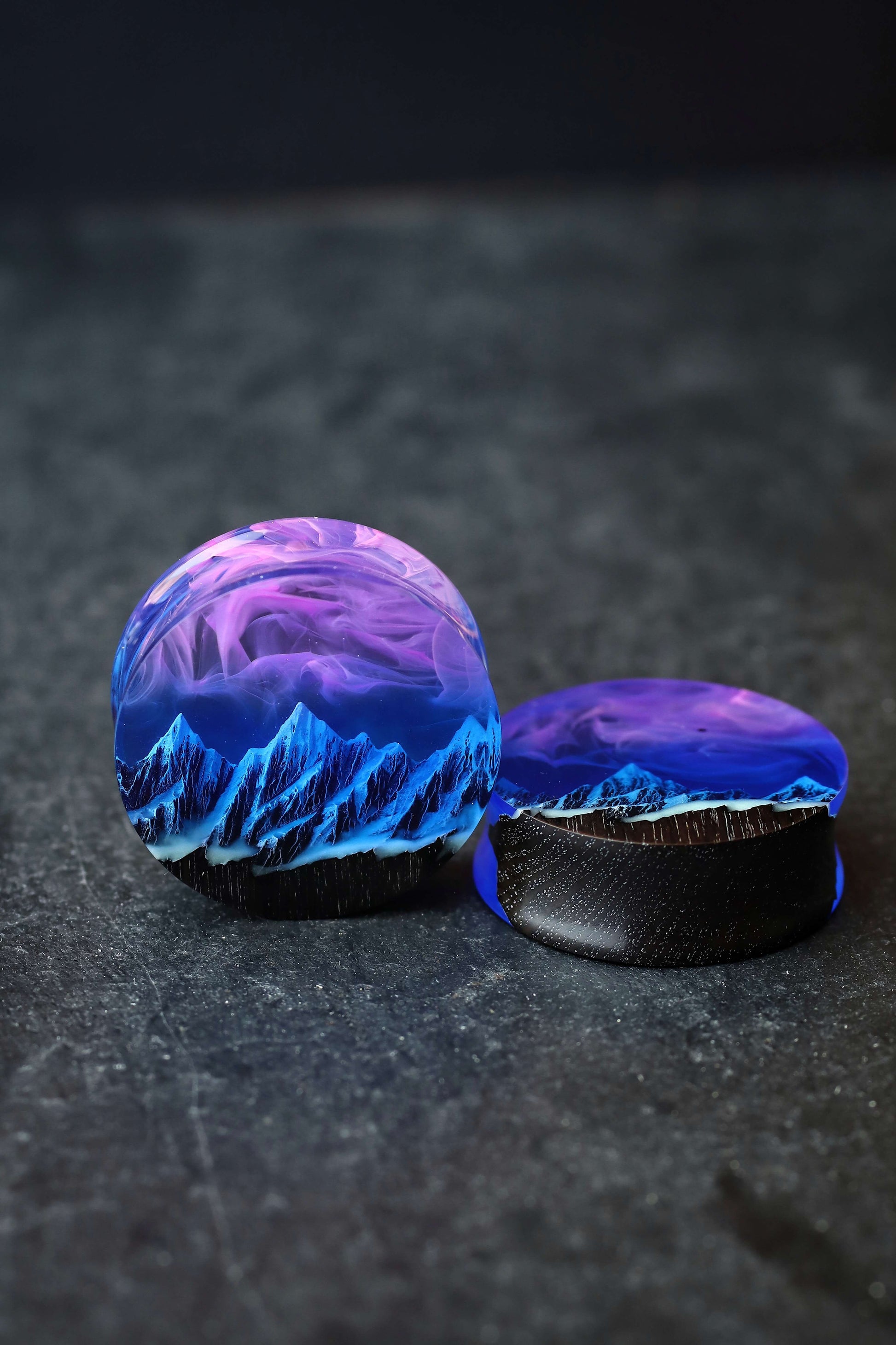 Glow in the dark plug earring Wood resin flesh tunnels Flesh gauge plugs Wood resin ear gauges Double flare tunnels Unique design