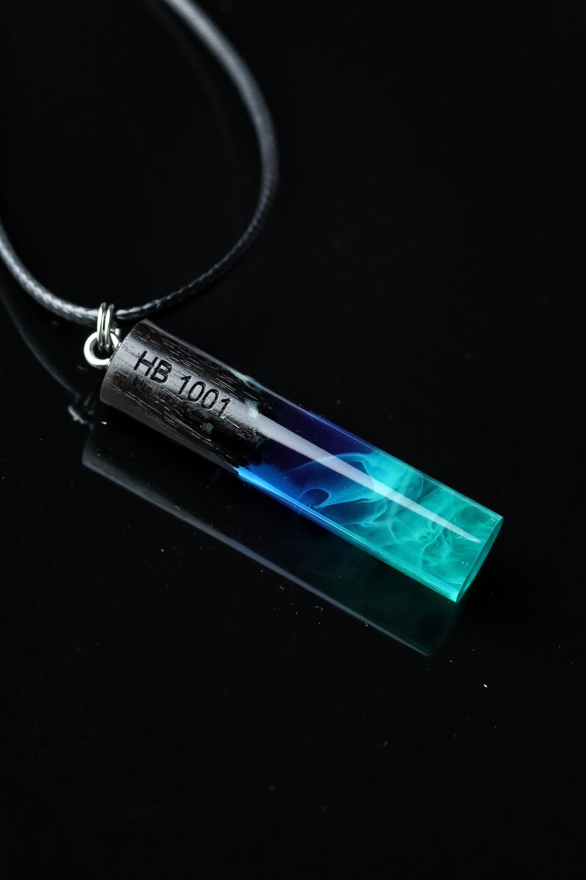 Couple Northern lights Wood Resin necklace - Birthday gift • Glow in the dark • Charm necklace