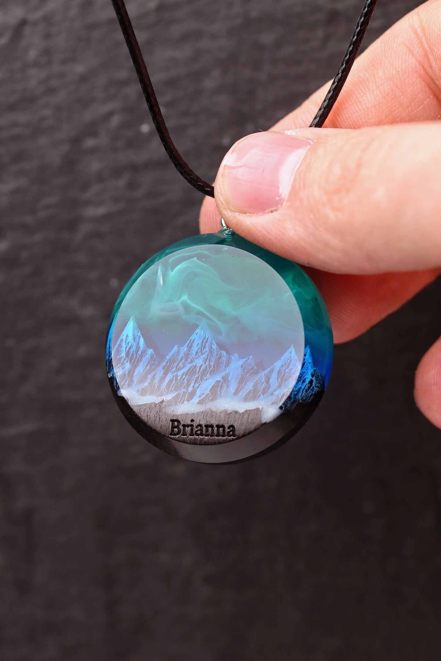 Northern ligts Mountain Round Faceted pendant