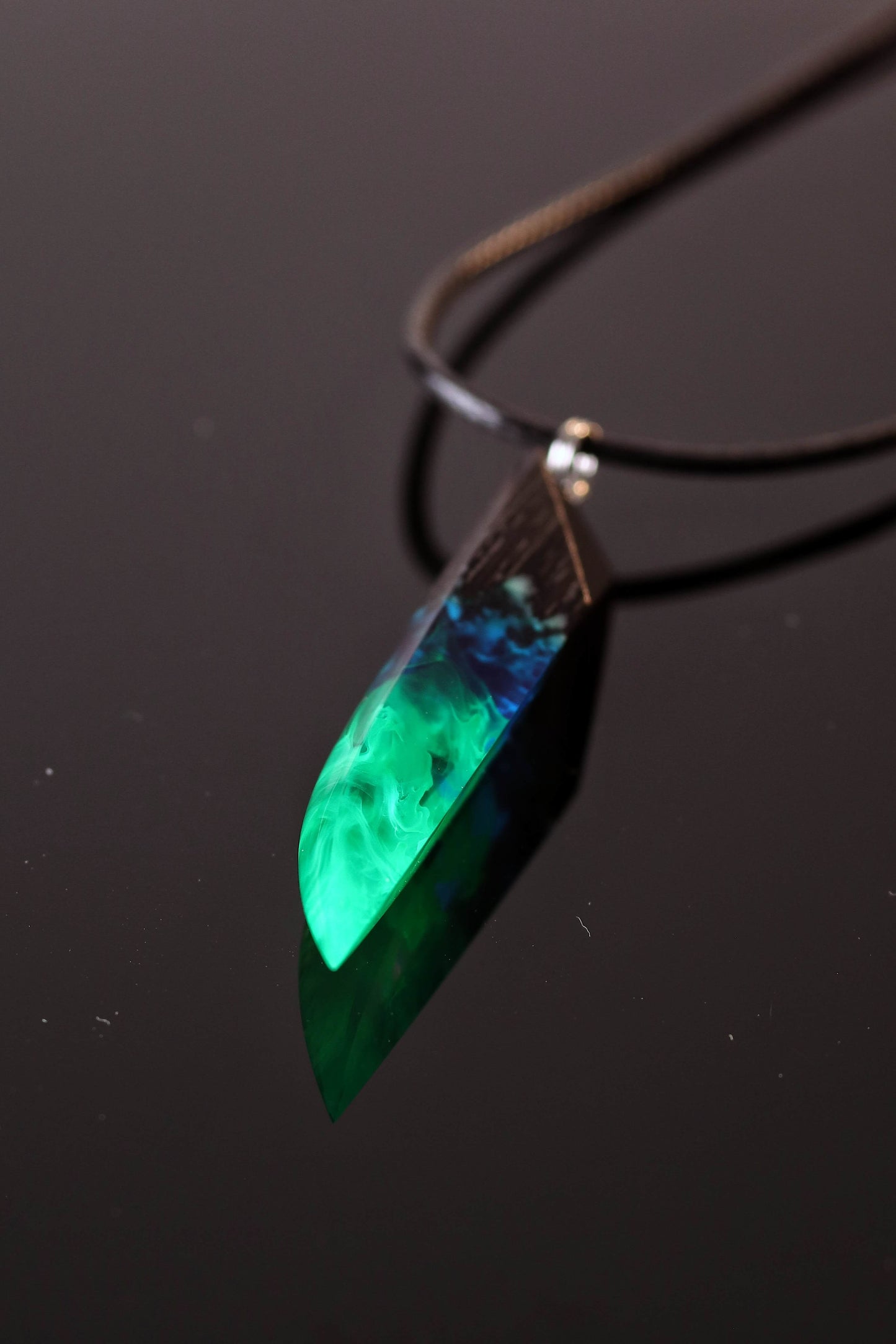 Emerald Aurora Fang pendant