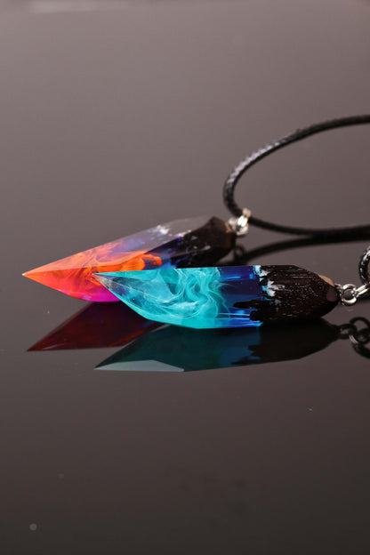 Couple Nightfall & Northern lights faceted pendant