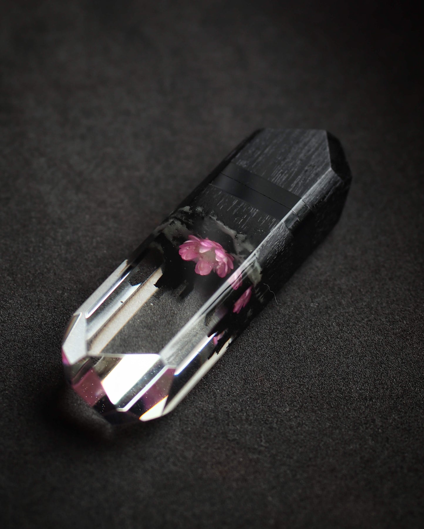 Crystal-shaped resin USB stick with preserved blossom design