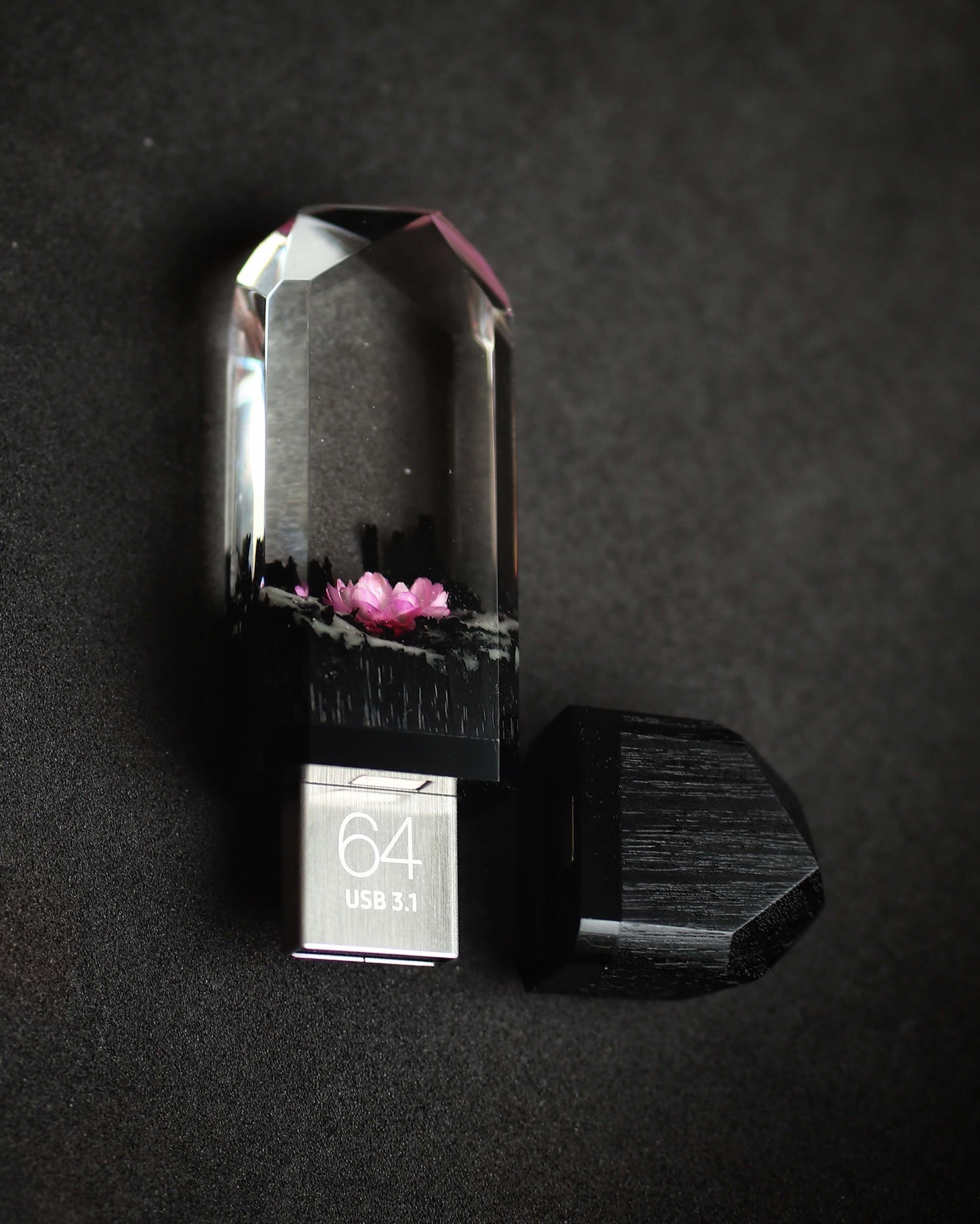 Crystal-shaped resin USB stick with preserved blossom design