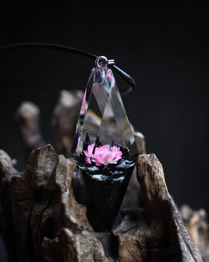 Pink Glixia Rhombus Pendant