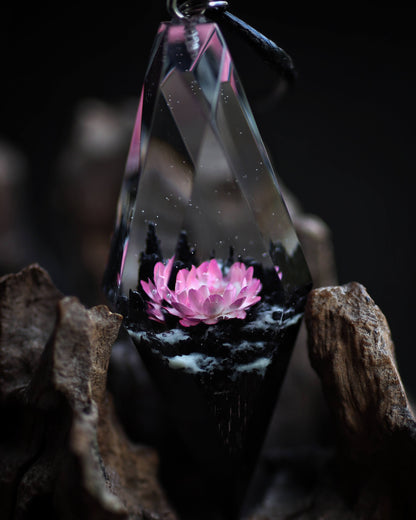 Pink Glixia Rhombus Pendant
