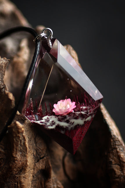 Epoxy resin and wood Flower Amaranth Rhombus Pendant