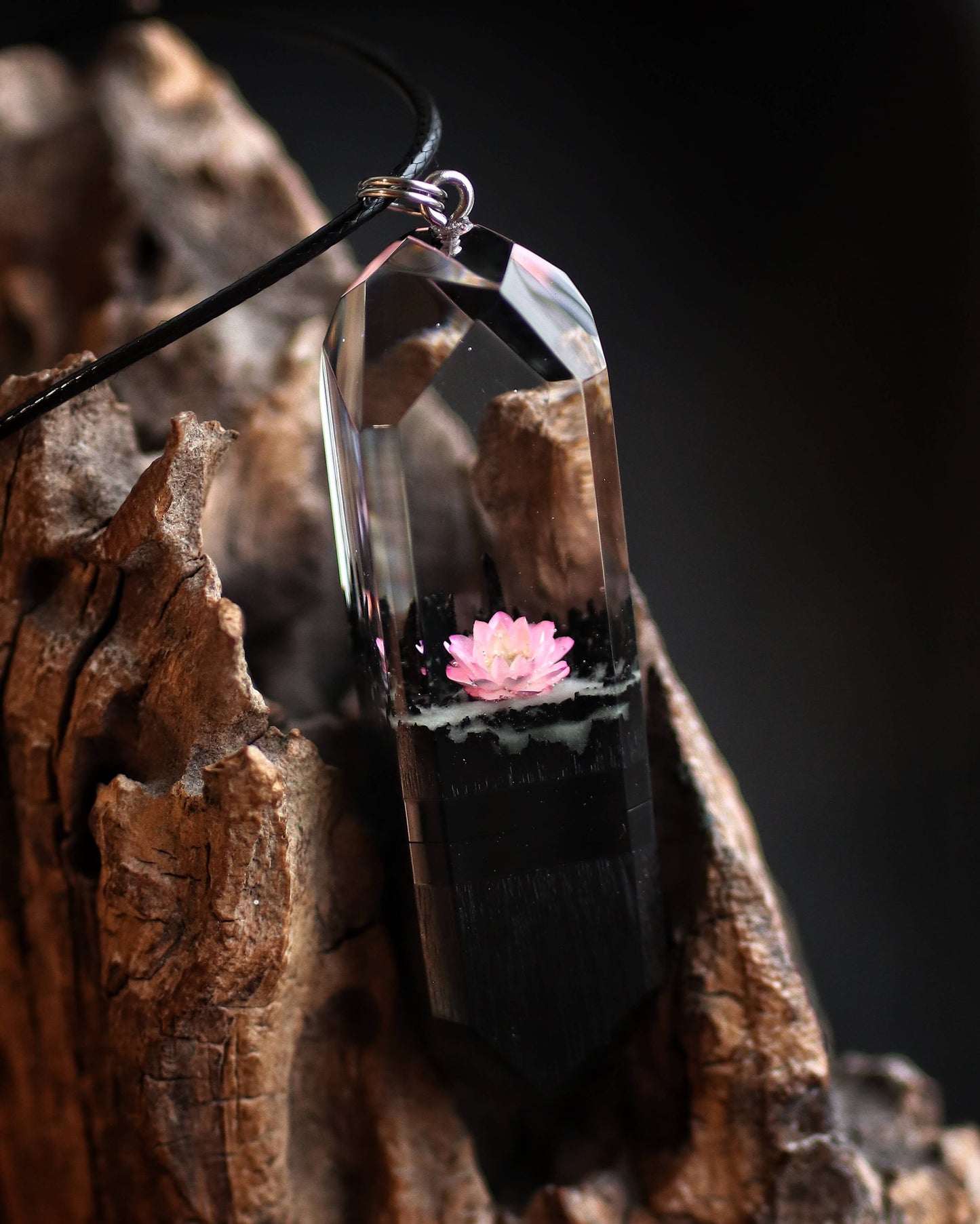 Handmade wood and resin USB flash drive with pink flower inside