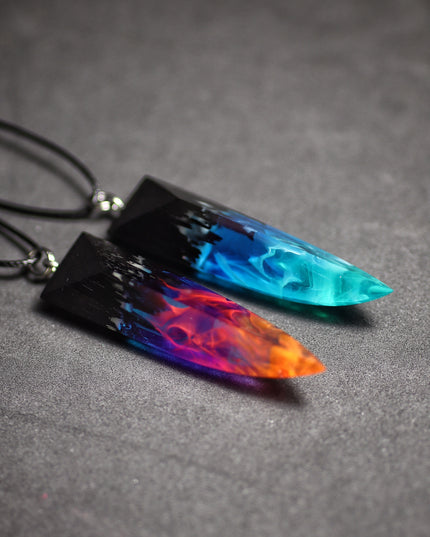 Epoxy resin and wood Couple Nightfall & Northern lights pendant