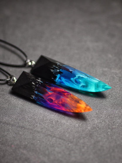 Epoxy resin and wood Couple Nightfall & Northern lights pendant