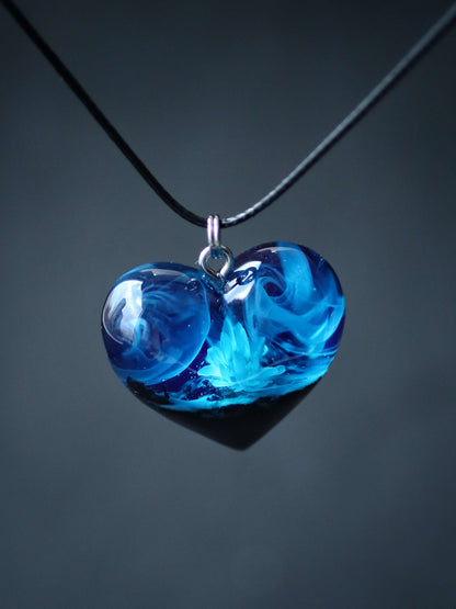 Glixia flower Blue Heart pendant