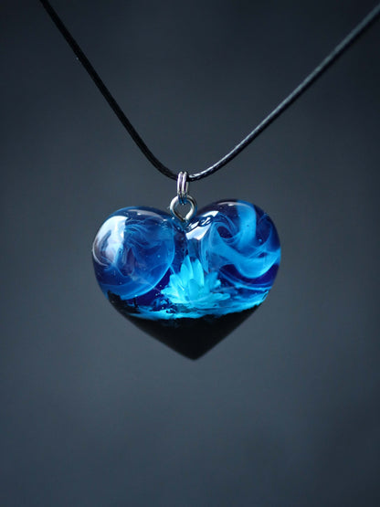 Glixia flower Blue Heart pendant