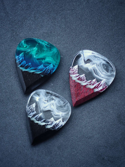 White Mountain guitar pick