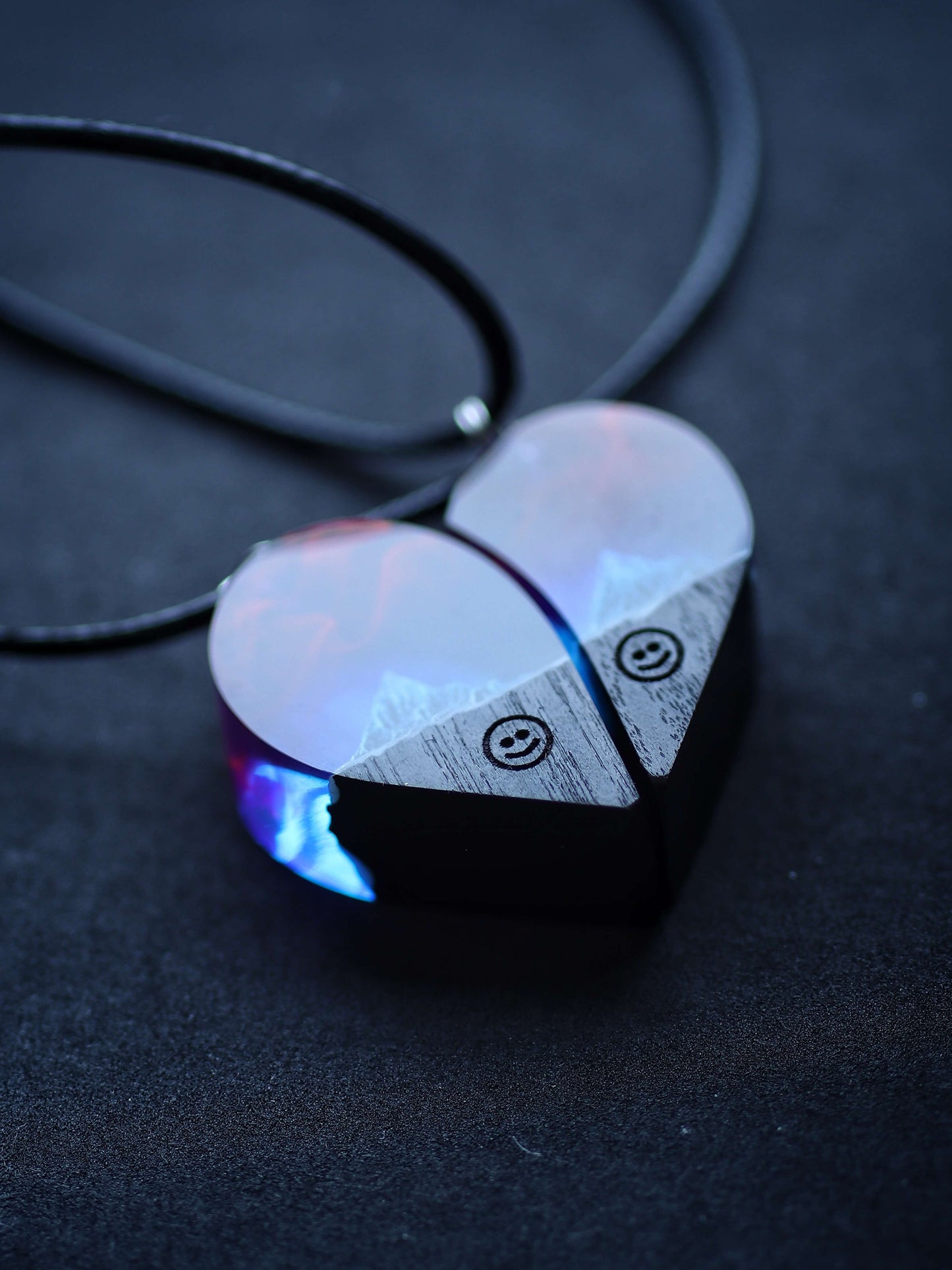 Couple heart Nightfall Mountain pendant