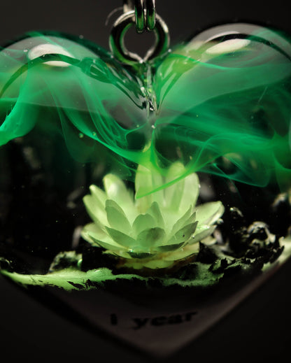 Glixia Flower Green Heart pendant