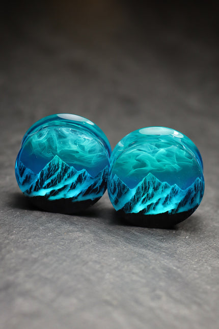 Epoxy resin and wood earring plug Mountain Northern lights