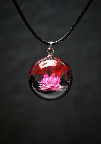 Red Glixia Round pendant