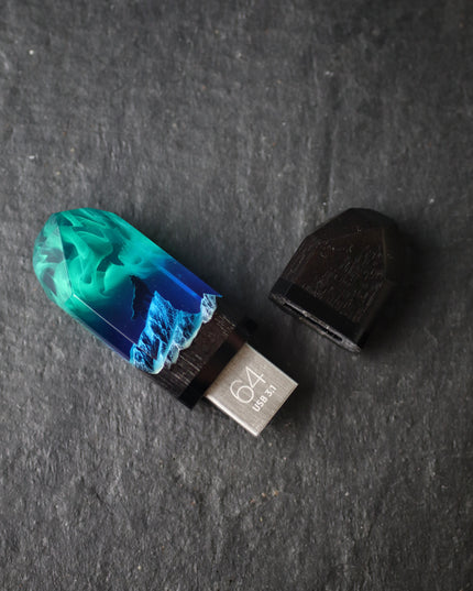 Epoxy resin and wood Northern lights Mountain Wolf USB