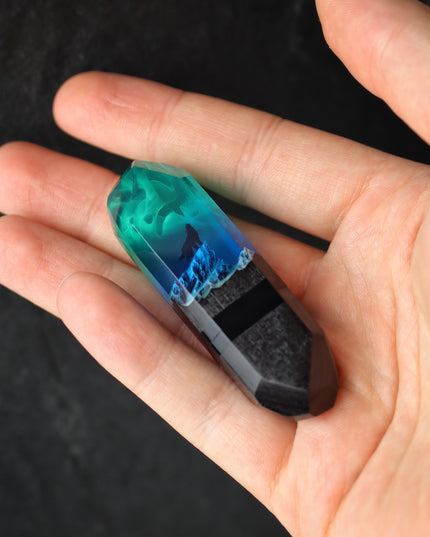 Epoxy resin and wood Northern lights Mountain Wolf USB