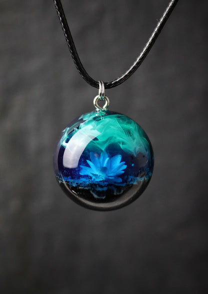 Northern light Glixia flower Round pendant