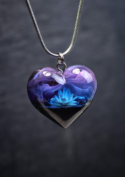 Nightfall Glixia flower Heart pendant