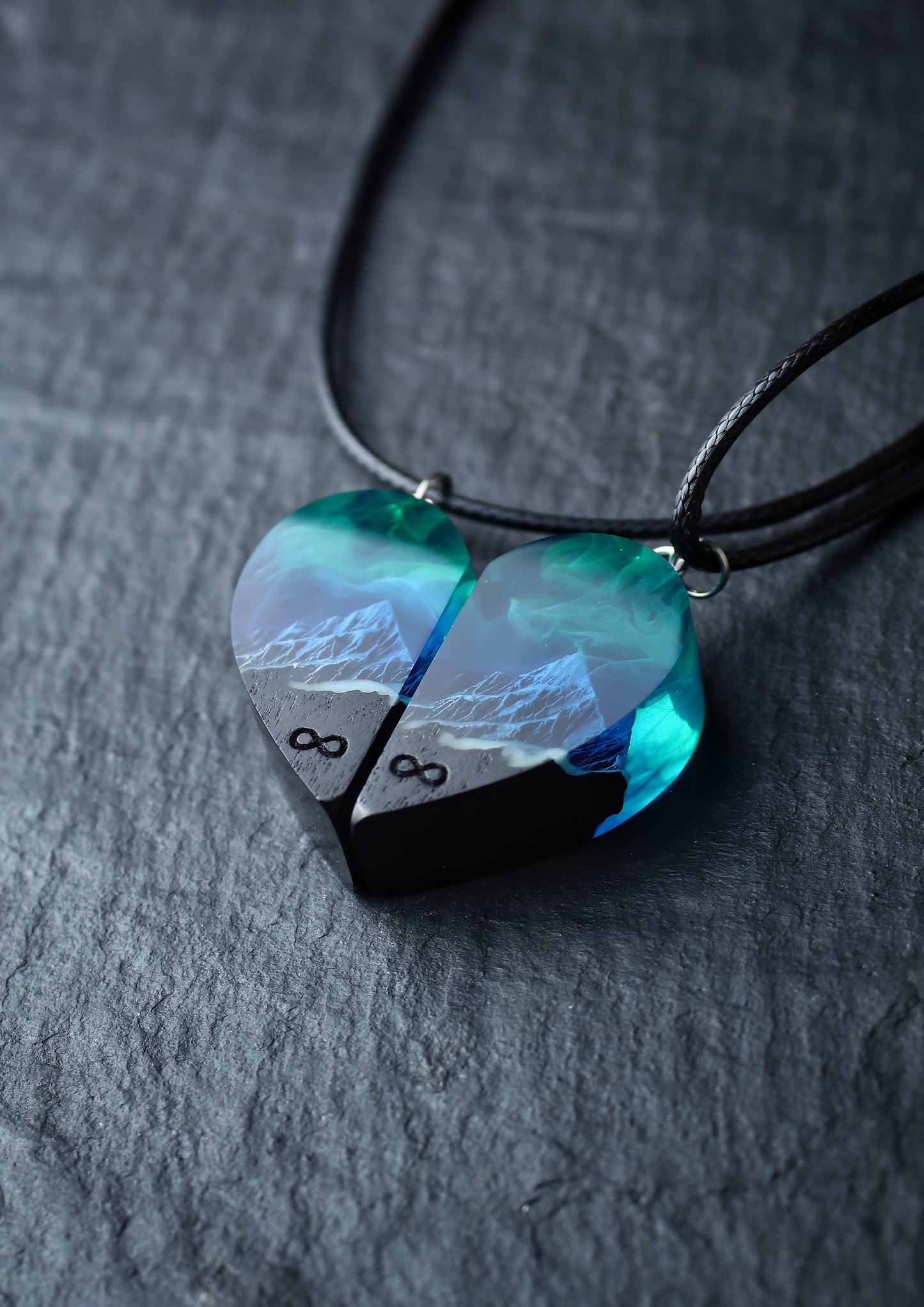 Epoxy resin and wood Couple heart Northern lights Mountain pendant Flat