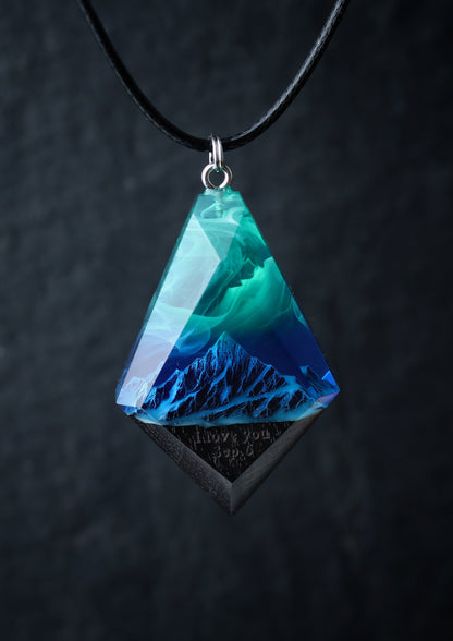 Epoxy resin and wood Mountain Northern lights Rhombus pendant