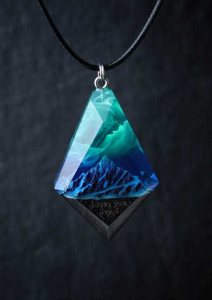 Northern lights Mountain Rhombus pendant