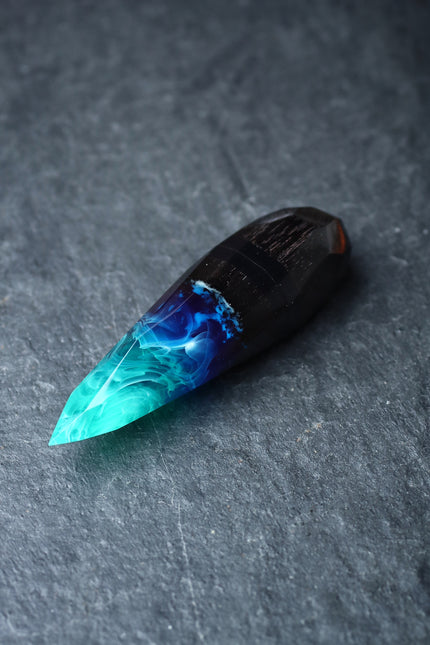 Epoxy resin and wood Northern lights Crystal USB