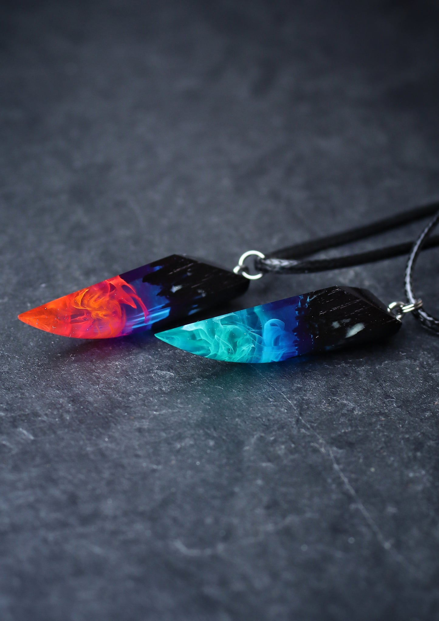 Epoxy resin and wood Couple Nightfall & Northern lights pendant