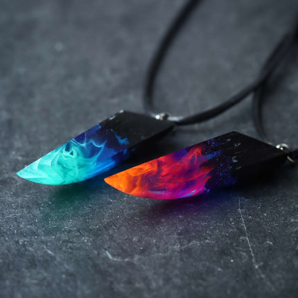 Epoxy resin and wood Couple Nightfall & Northern lights pendant