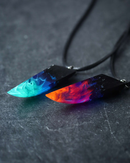 Couple Nightfall & Northern lights fang pendants