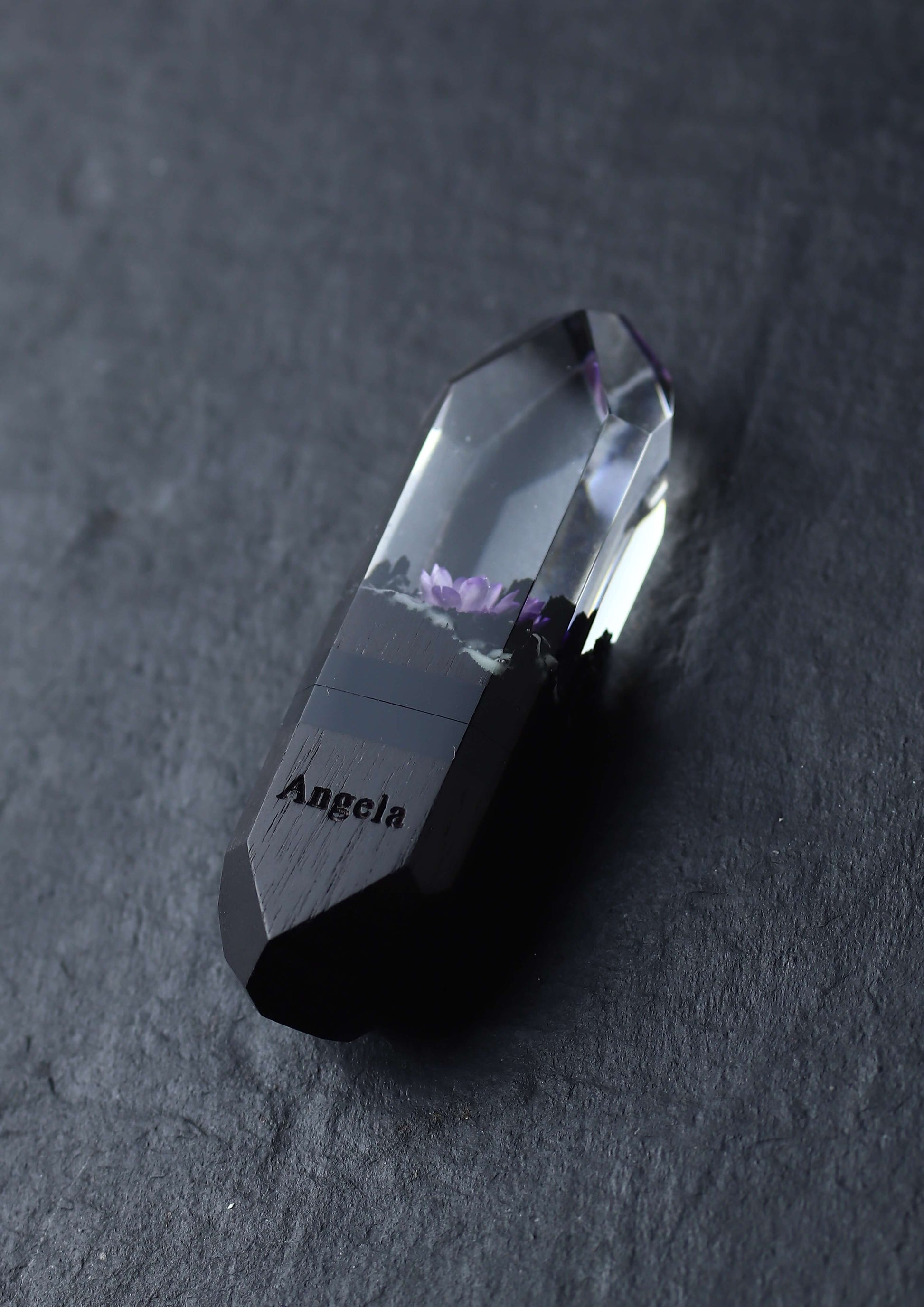 Crystal-shaped resin USB stick with violet blossom design with engraving