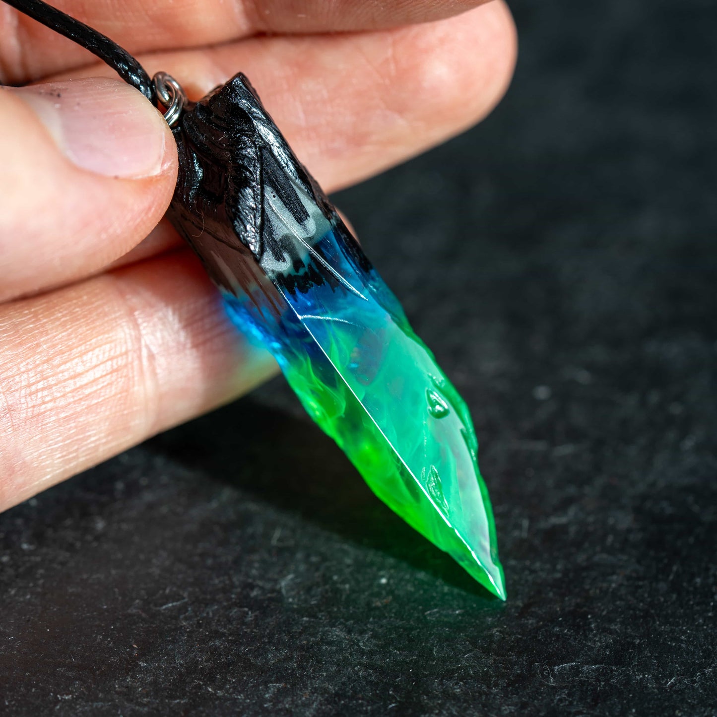 Wildwood Emerald Aurora Fang Pendant