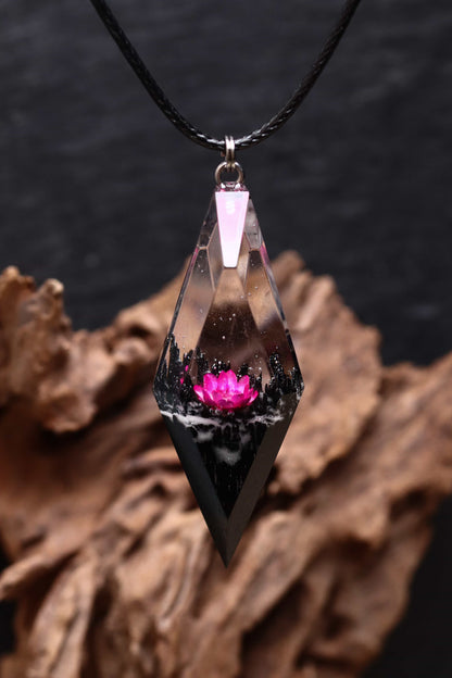 Pink Glixia Rhombus Pendant