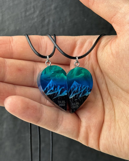 Epoxy resin and wood Couple heart Northern lights Mountain pendant Flat