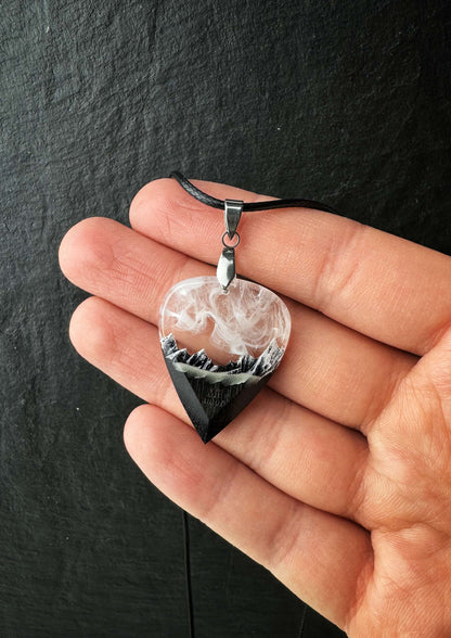 White Mountain guitar pick