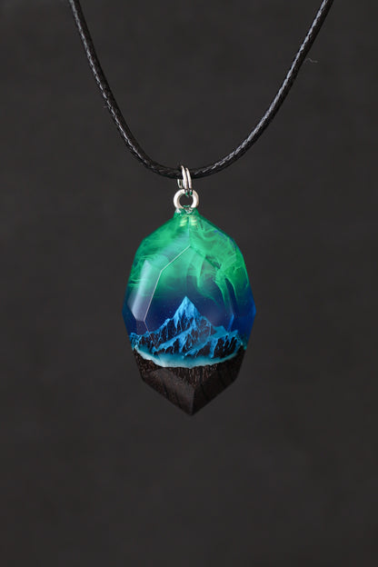 Emerald Aurora Mountain Faceted pendant