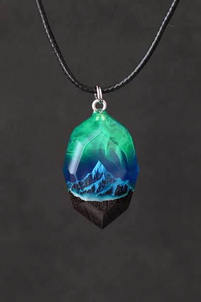 Emerald Aurora Mountain Faceted pendant