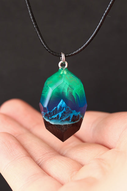 Emerald Aurora Mountain Faceted pendant